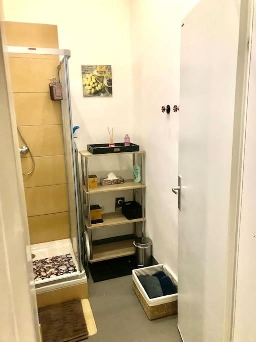 Klimatisierte Sehr Zentrale Wohnung-Loftstyle- Виена Екстериор снимка